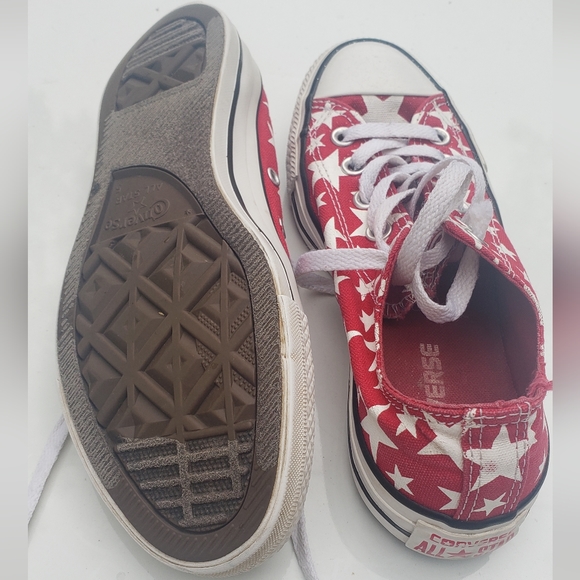 Unisex red and white Converse - Picture 3 of 4